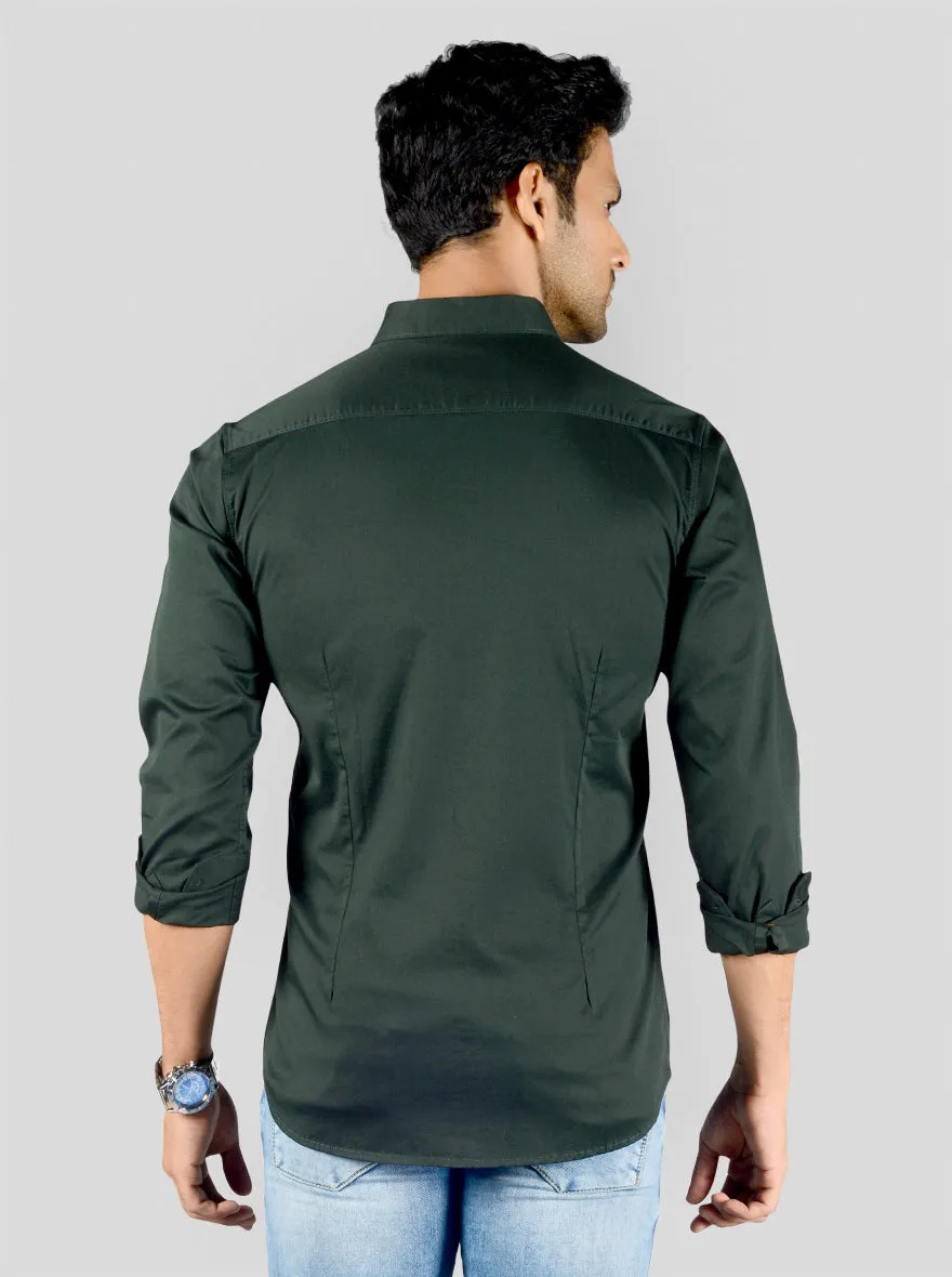 Bottle Green Solid Slim Fit Casual Shirt | JadeBlue