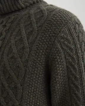 Cashmere Fisherman Cable Turtleneck