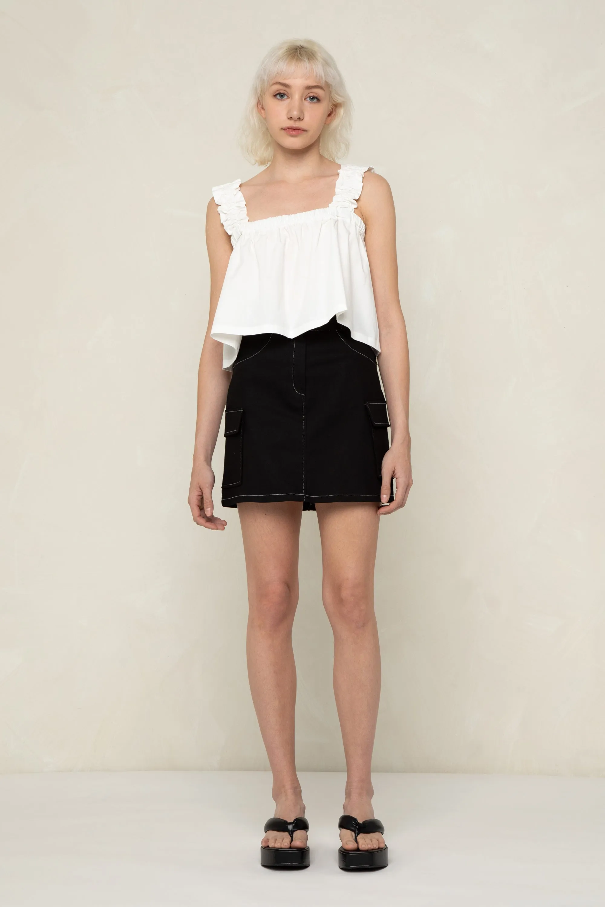 CROPPED SQUARE NECK TANK