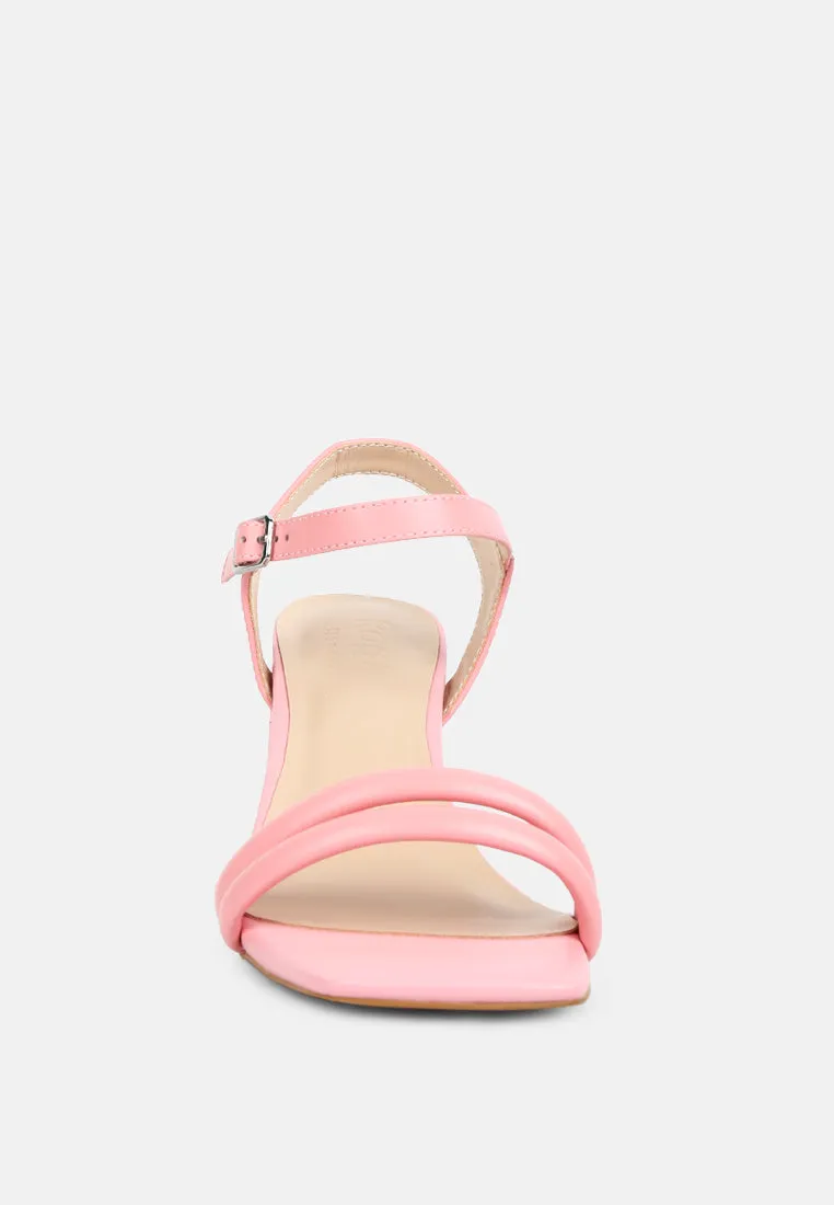 EDYTA Ankle Strap Block Heel Sandals in Pink