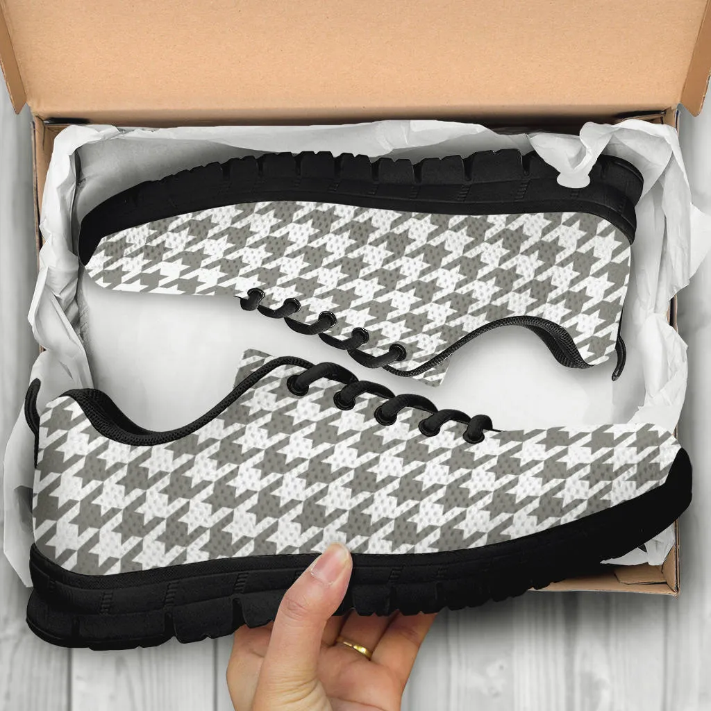 Mesh Sneakers_Gray on White_HT Pattern