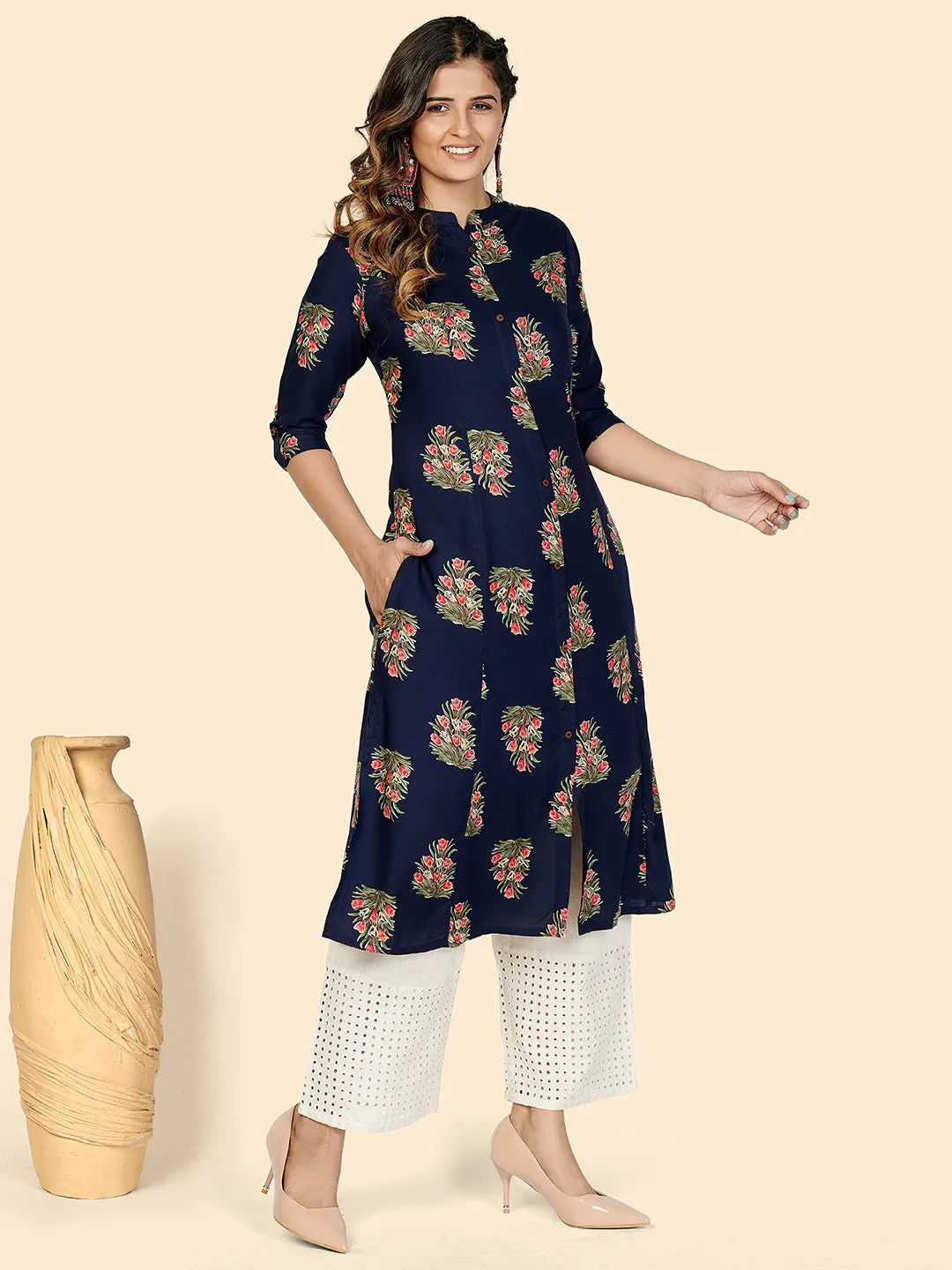 Women'S Floral Print A-Line Rayon Blue Stitched Kurta