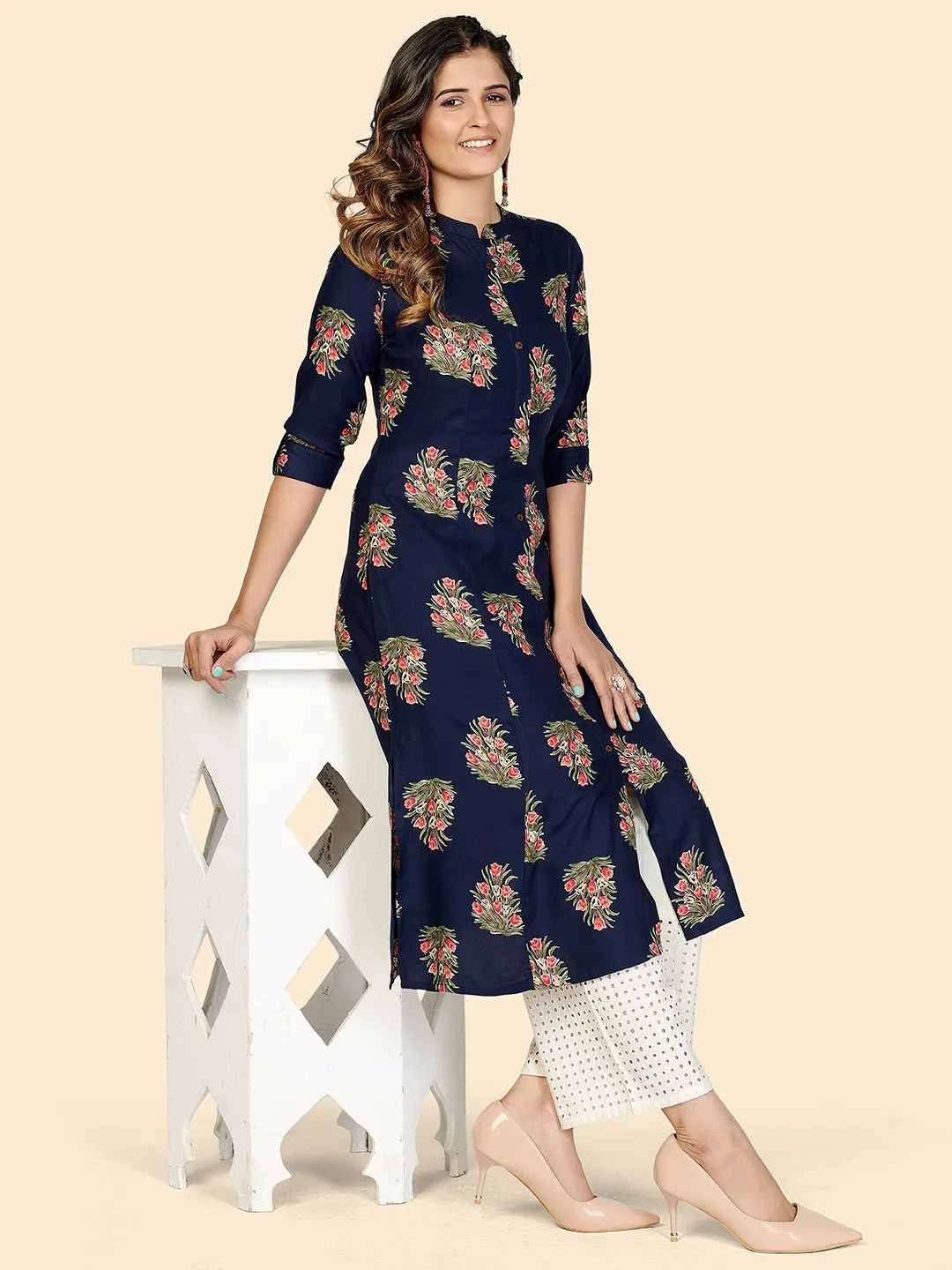 Women'S Floral Print A-Line Rayon Blue Stitched Kurta