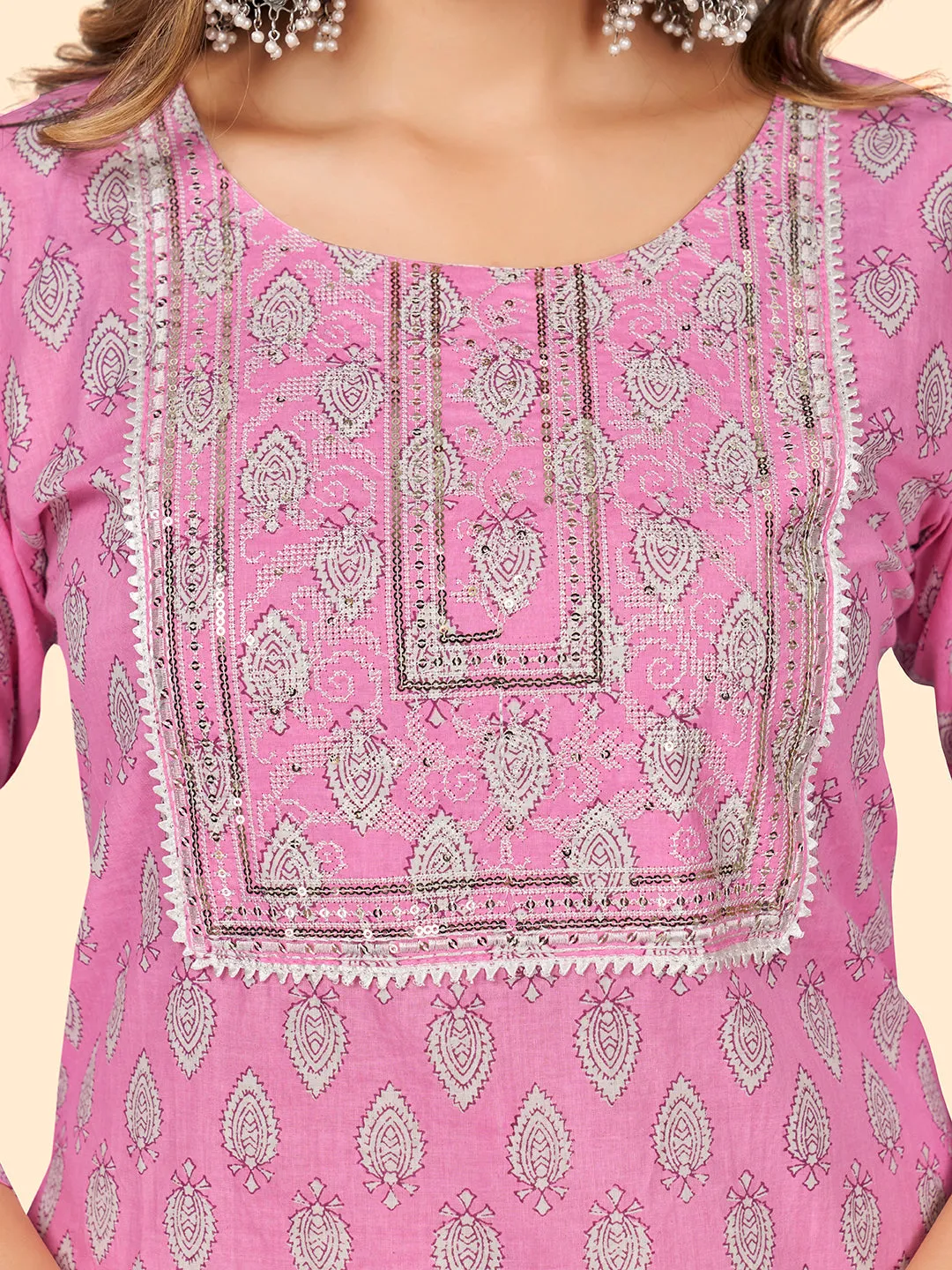 Women'S Print & Sequience Straight Cotton Pink Stitched Kurta