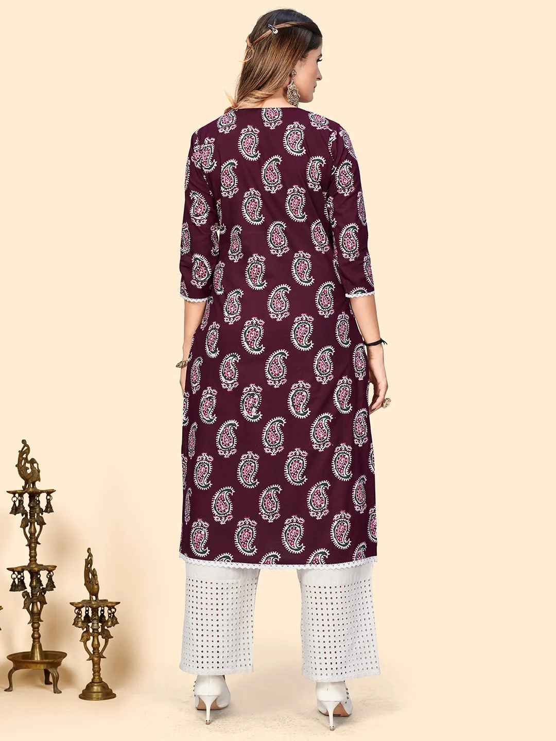 Women'S Print & Sequience Straight Cotton Purple Stitched Kurta