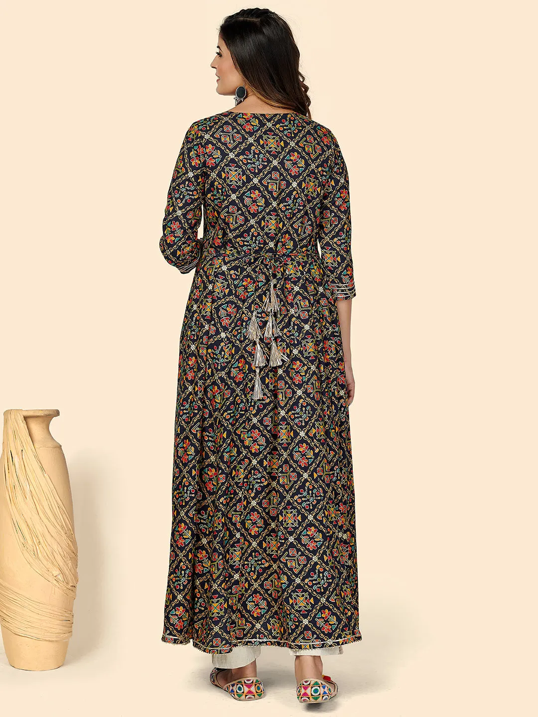 Women'S Printed & Embroidered Anarkali Rayon Black Stitched Kurta