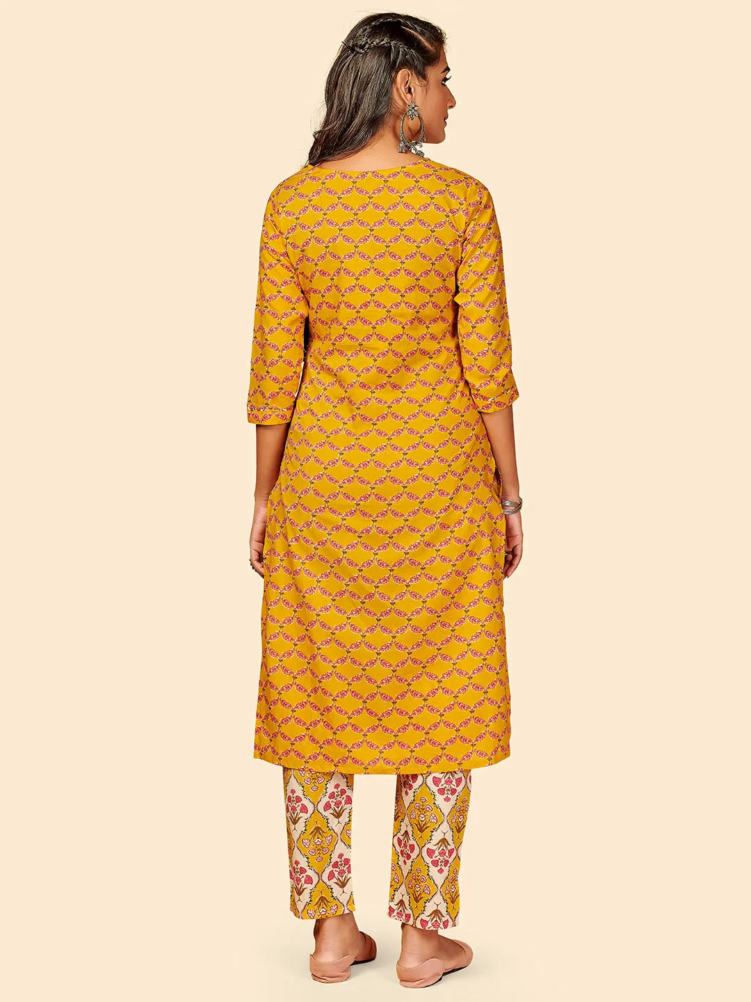 Women'S Printed & Hand Work Straight Cotton Yellow Stitched Kurta With Pant