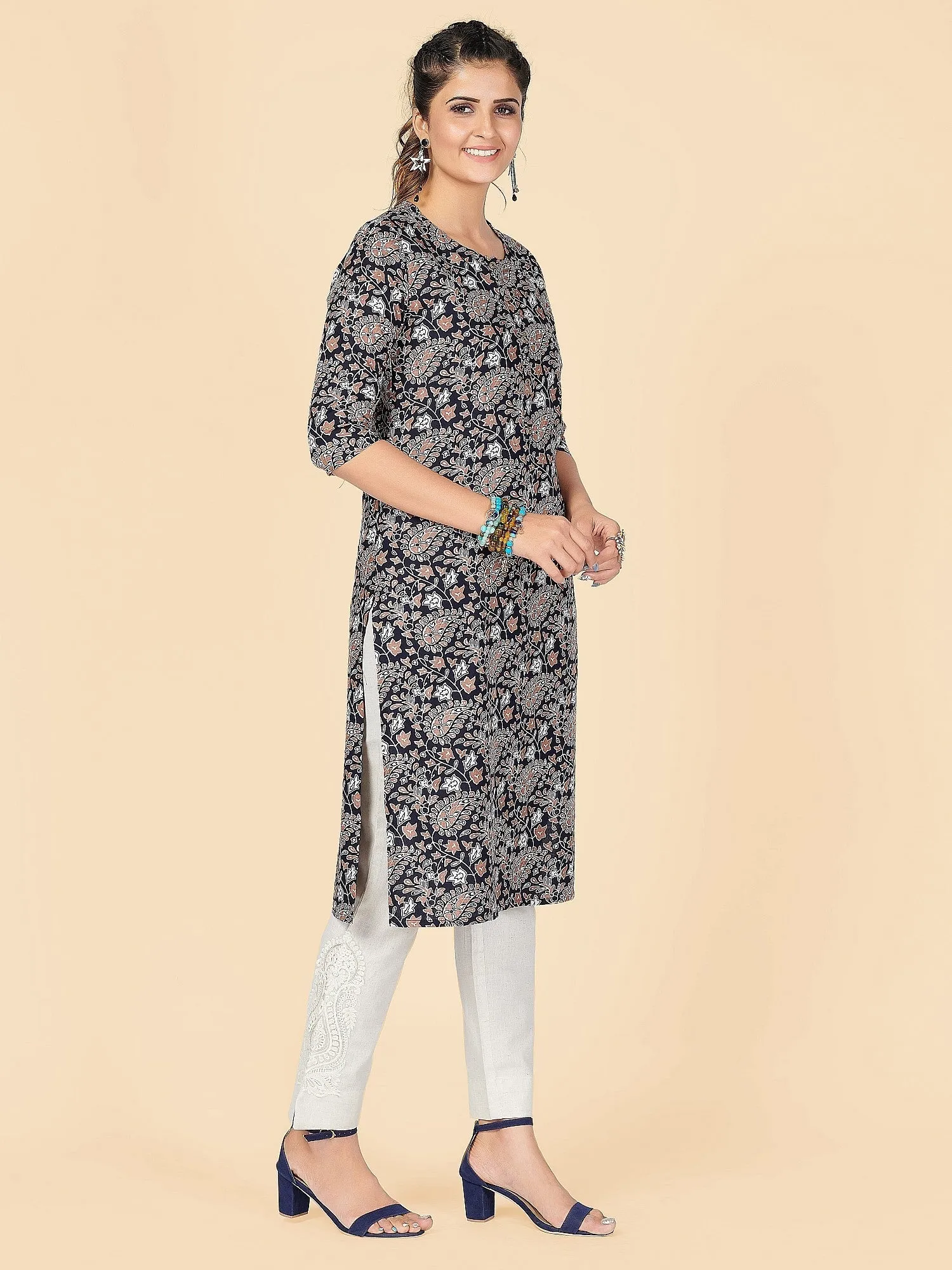 Women'S Printed Straight Rayon Black Stitched Kurta